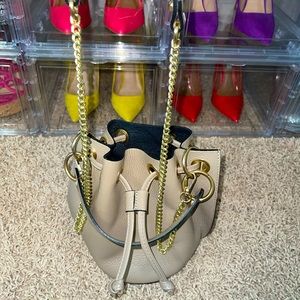 Diva Bags Tan Italian leather bucket bag